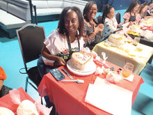 Load image into Gallery viewer, Sweetooth Bakery Cake Decorating Class