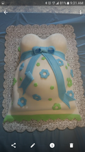 Load image into Gallery viewer, Cakes -  Custom Designs
