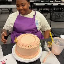 Load image into Gallery viewer, Sweetooth Bakery Cake Decorating Class
